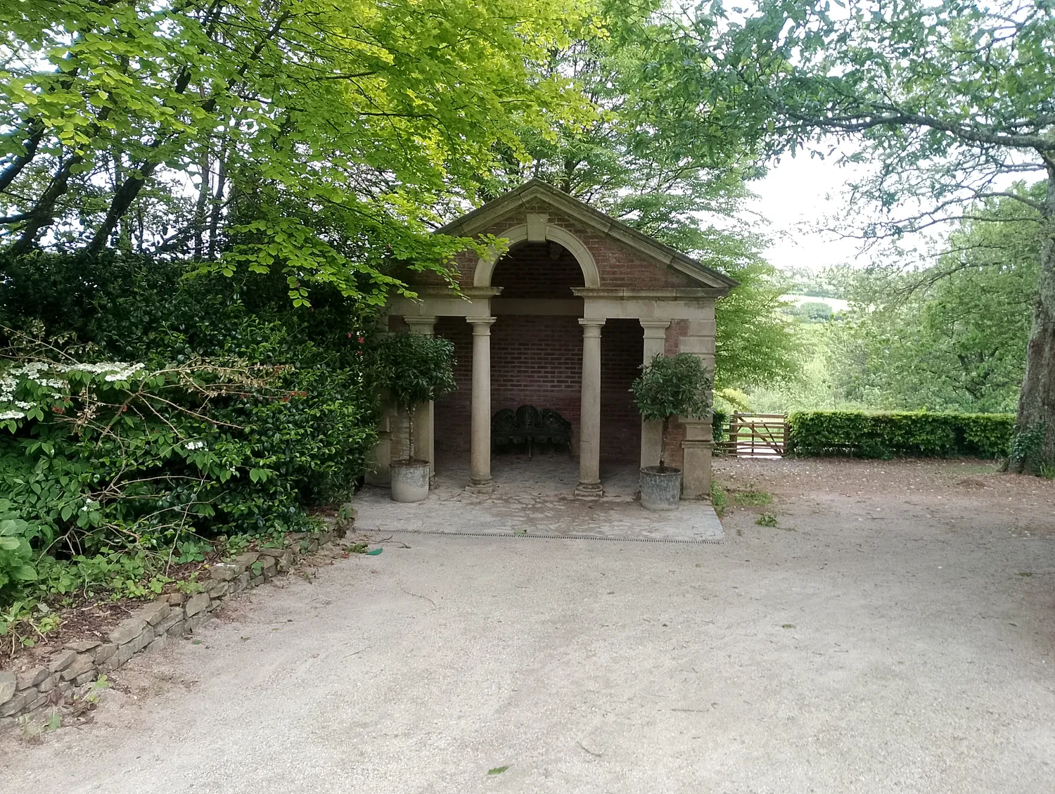 Garden path