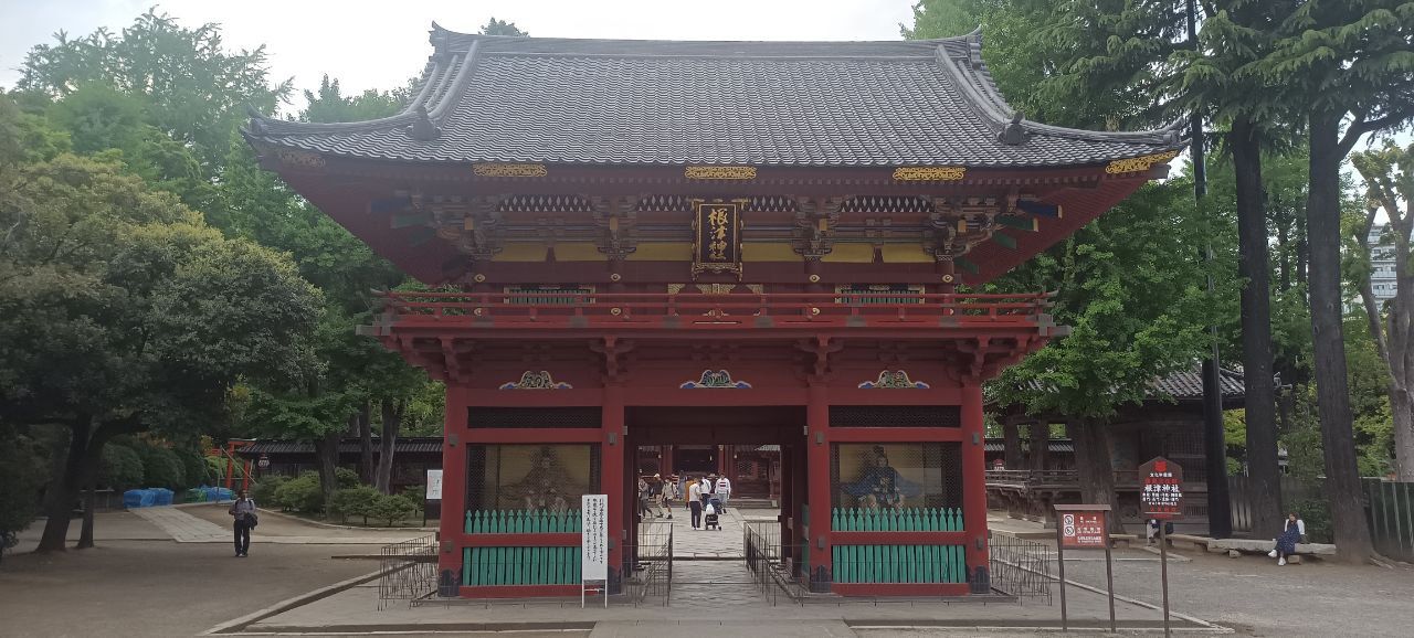 Nezu temple